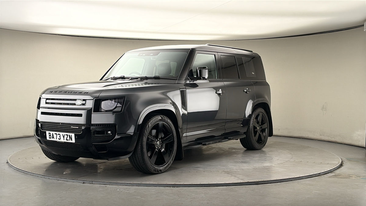 More views of Land Rover Defender 110