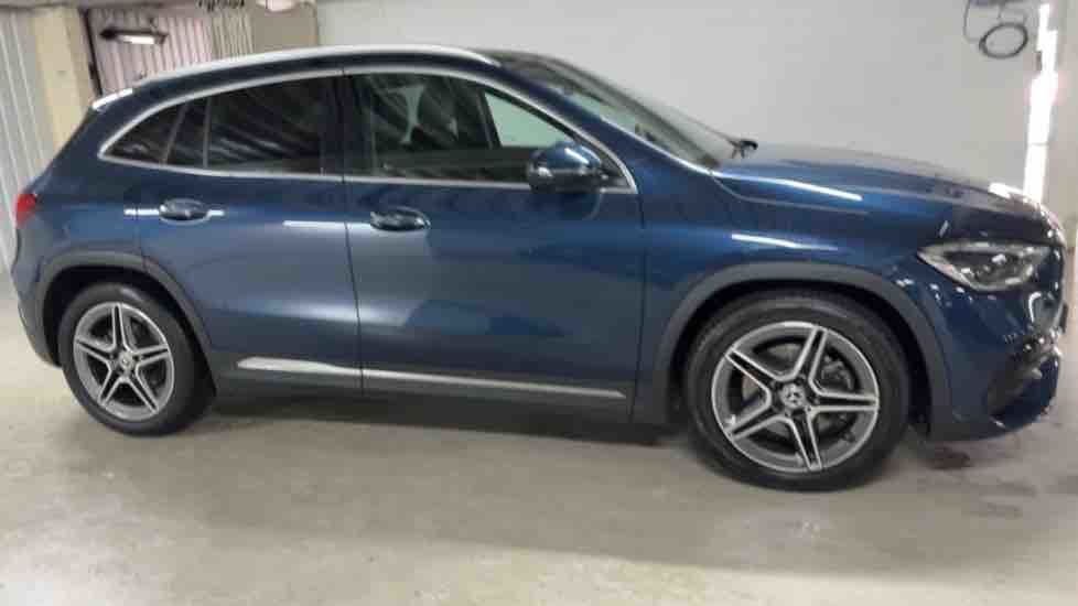 More views of Mercedes-Benz GLA