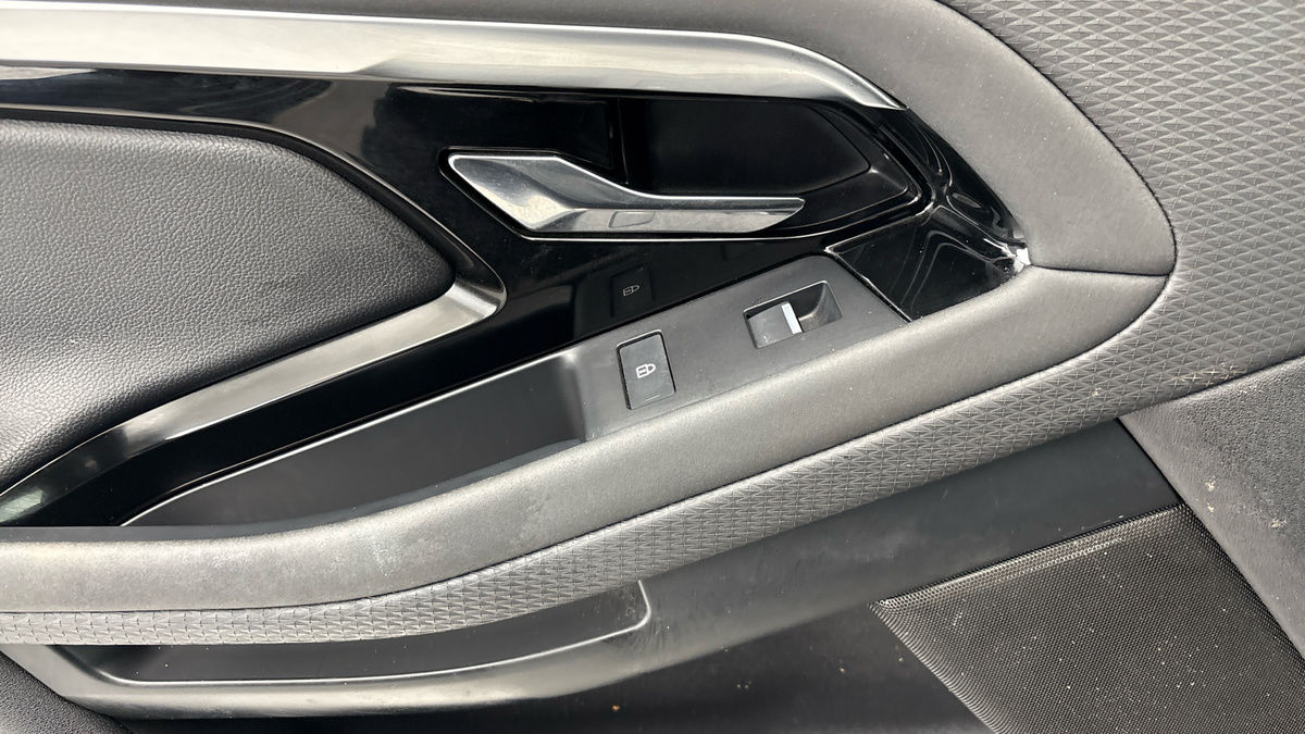 Land Rover Range Rover Evoque Image 19