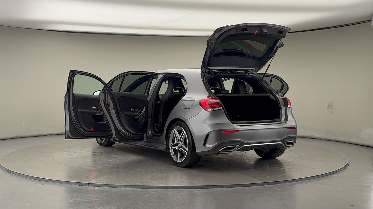 Mercedes-Benz A Class Image 23