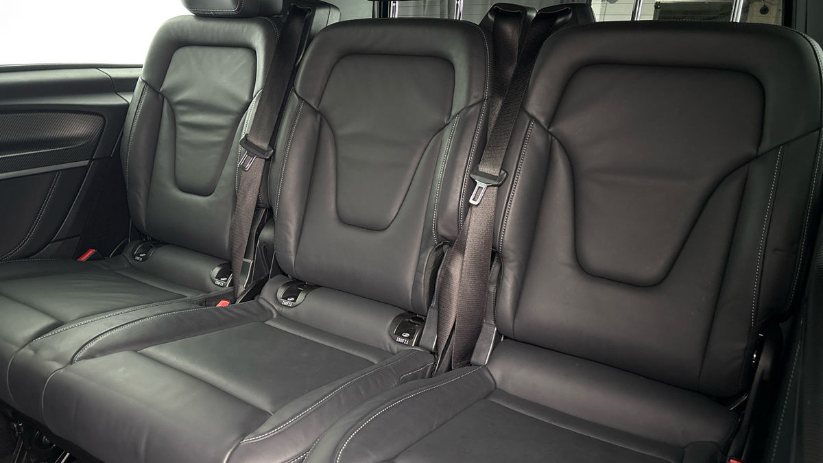 Mercedes-Benz V Class Image 21