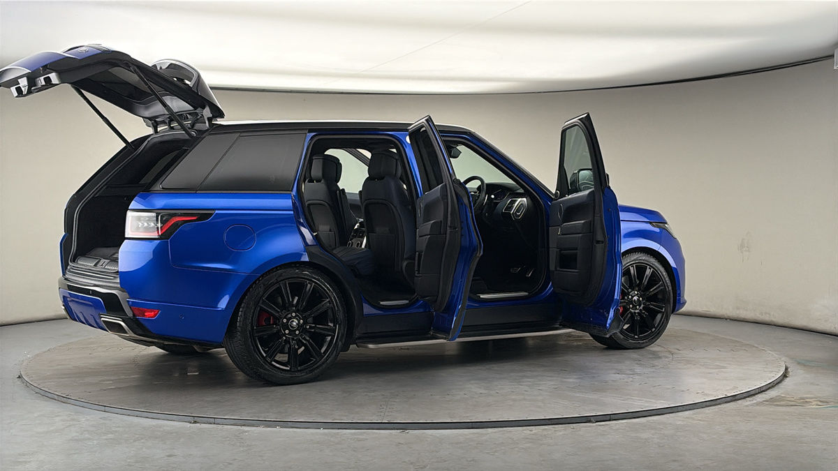 More views of Land Rover Range Rover Sport