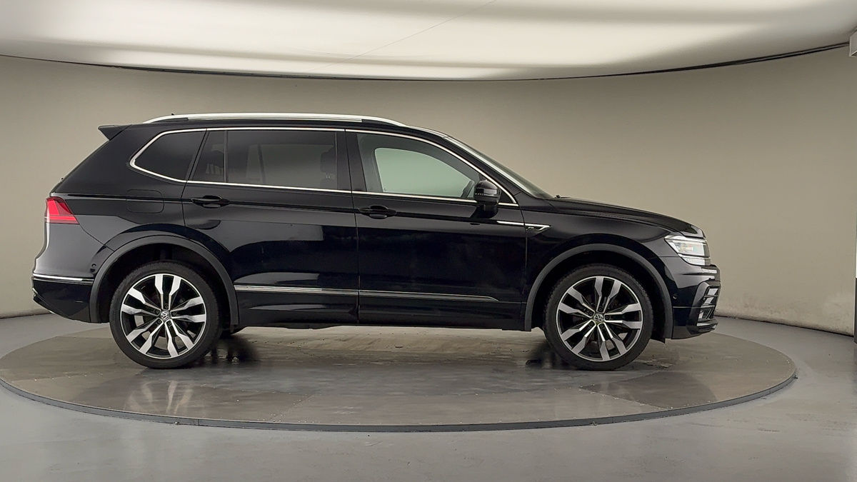 Volkswagen Tiguan Allspace Image 16