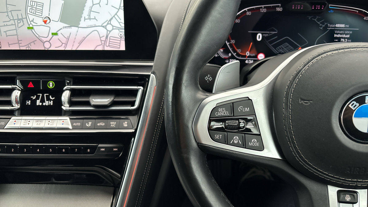 BMW 8 Series Image 13