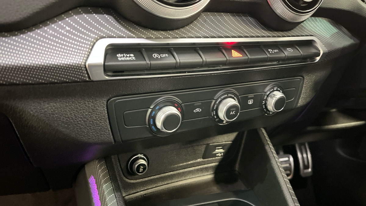 Audi Q2 Image 9