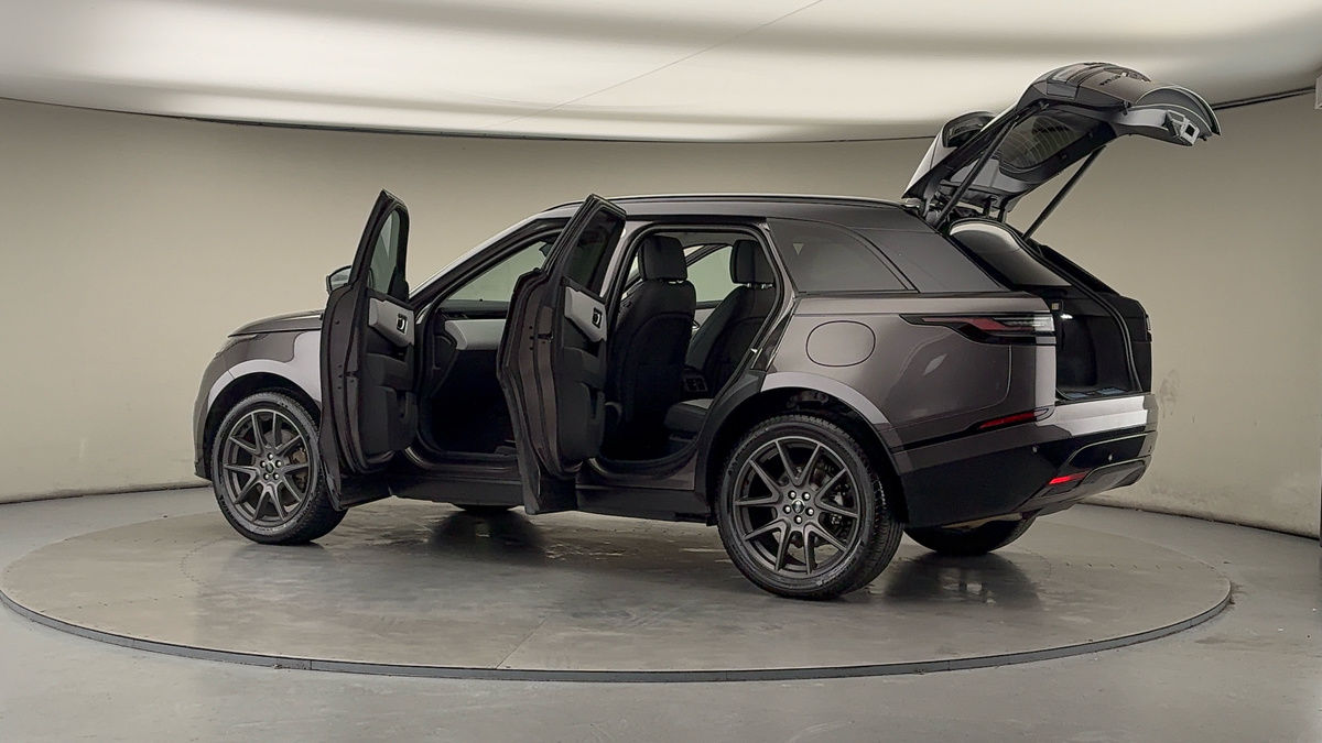 More views of Land Rover Range Rover Velar