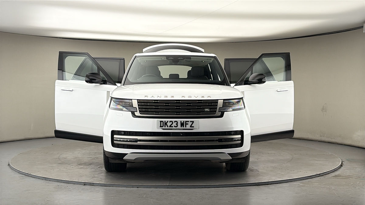 More views of Land Rover Range Rover