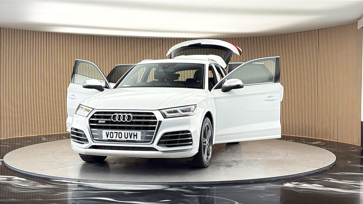 More views of Audi SQ5