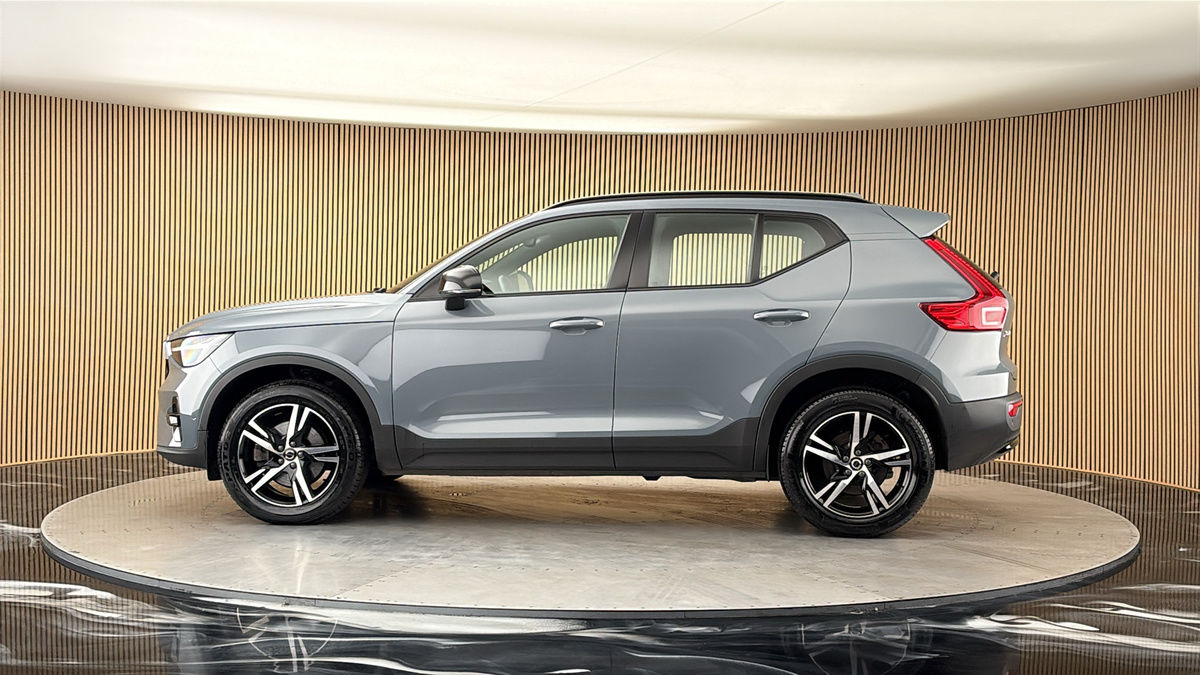 More views of Volvo XC40