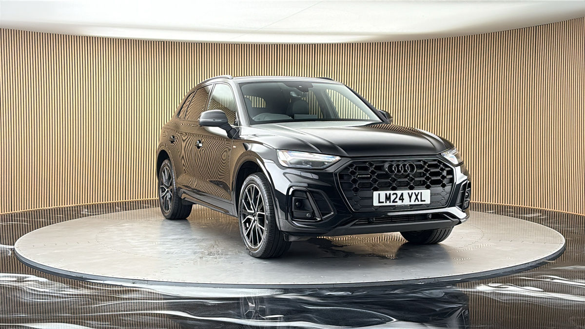 More views of Audi Q5