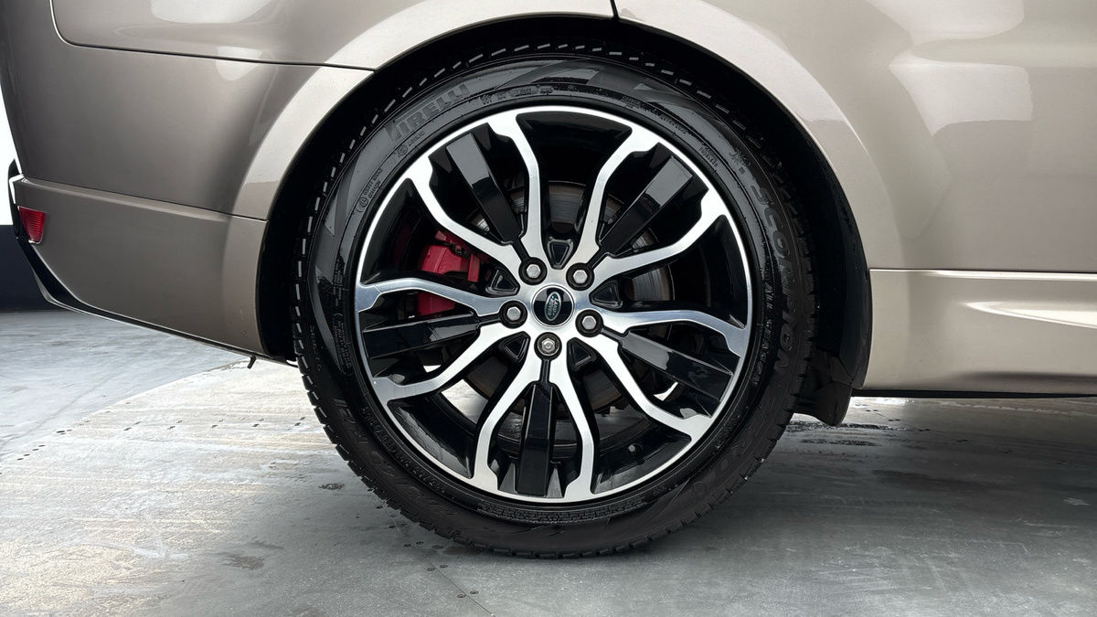 Land Rover Range Rover Sport Image 10