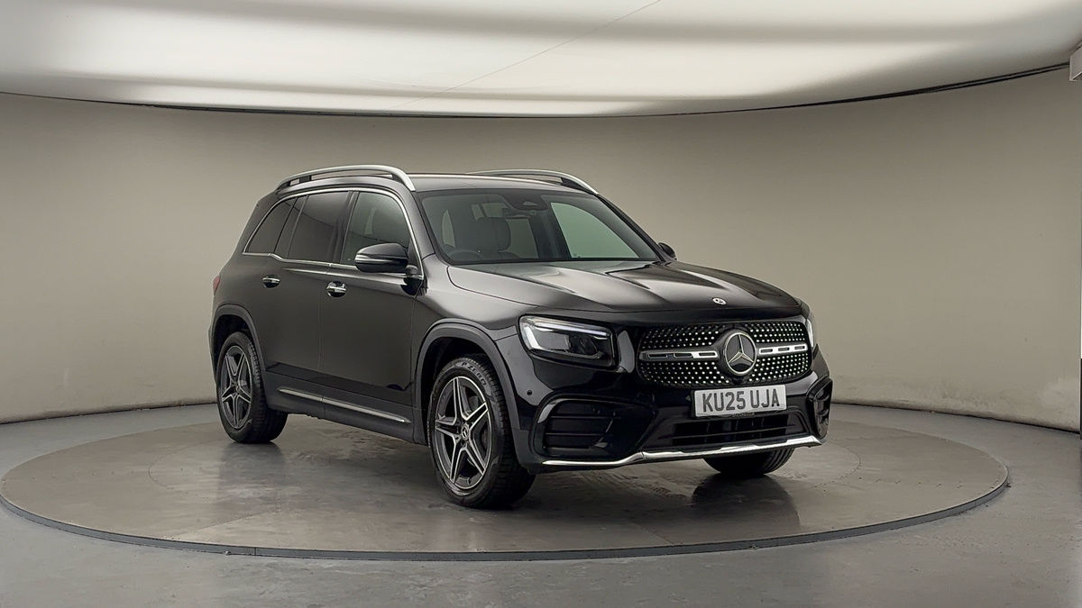 Mercedes-Benz GLB Sticky Header Image