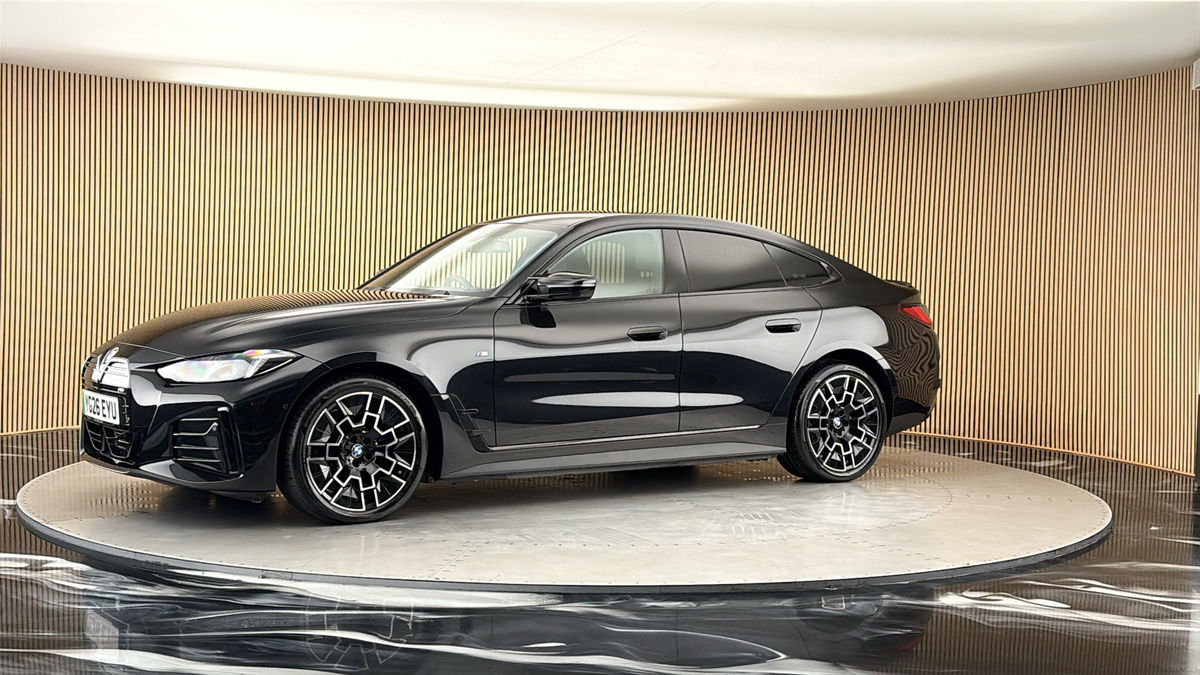 More views of BMW i4