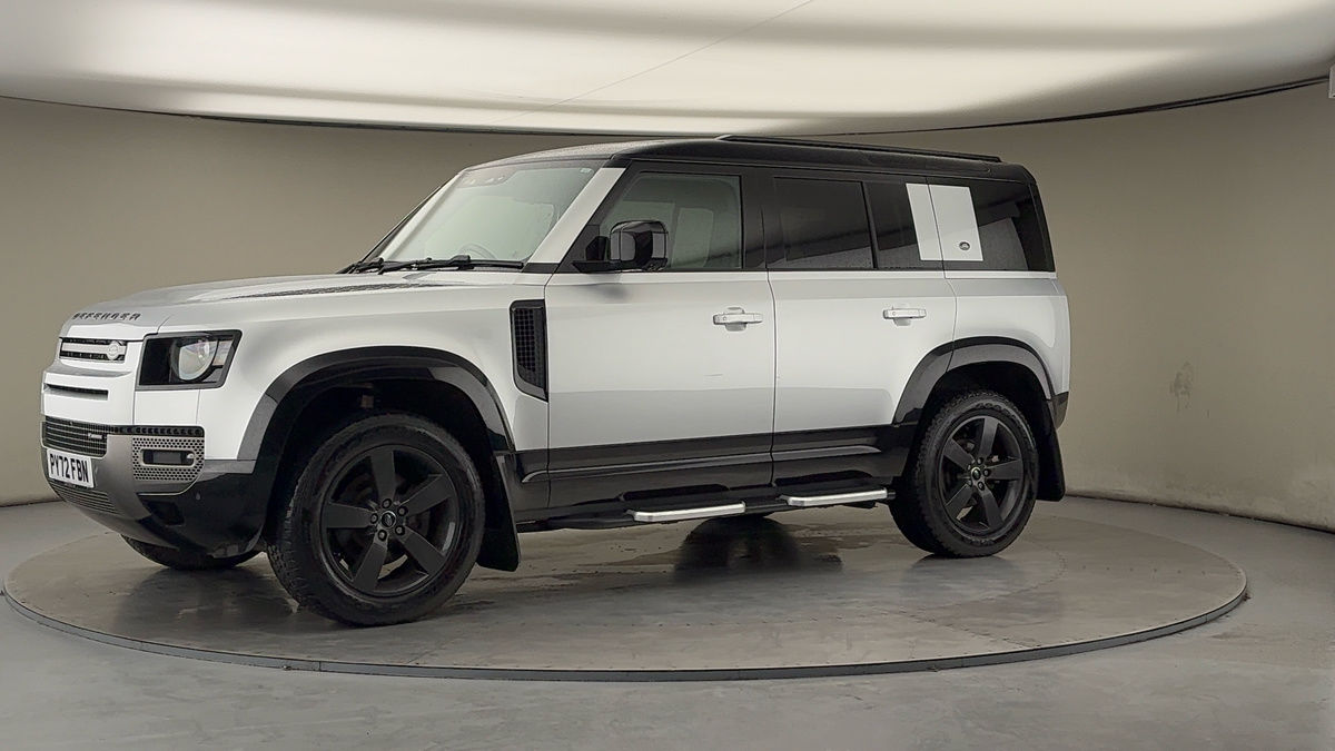 More views of Land Rover Defender 110