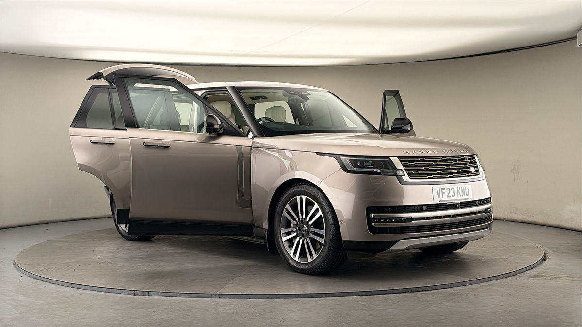 More views of Land Rover Range Rover