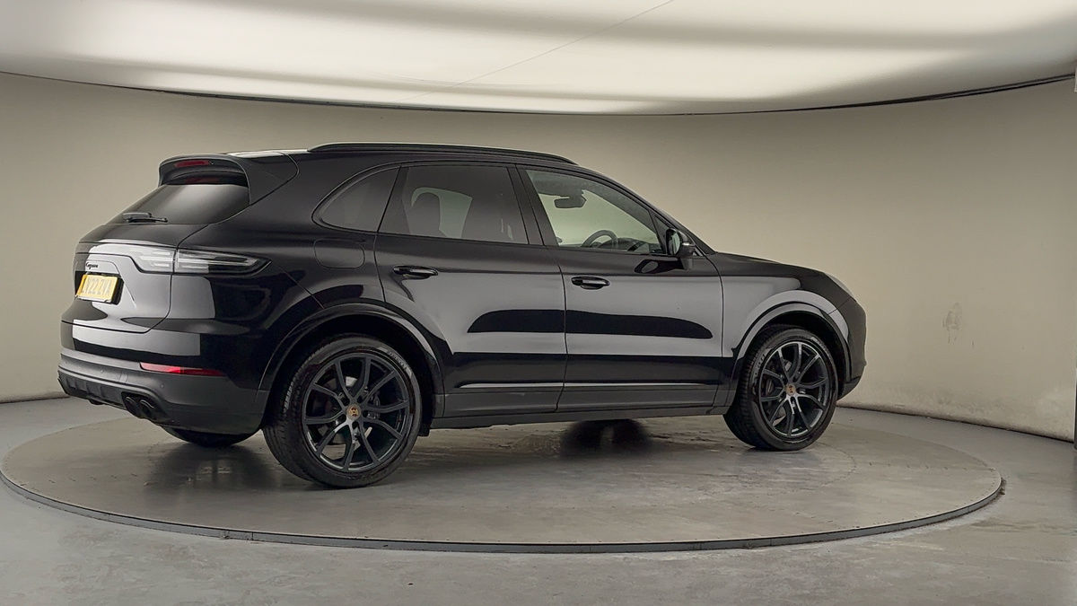 More views of Porsche Cayenne