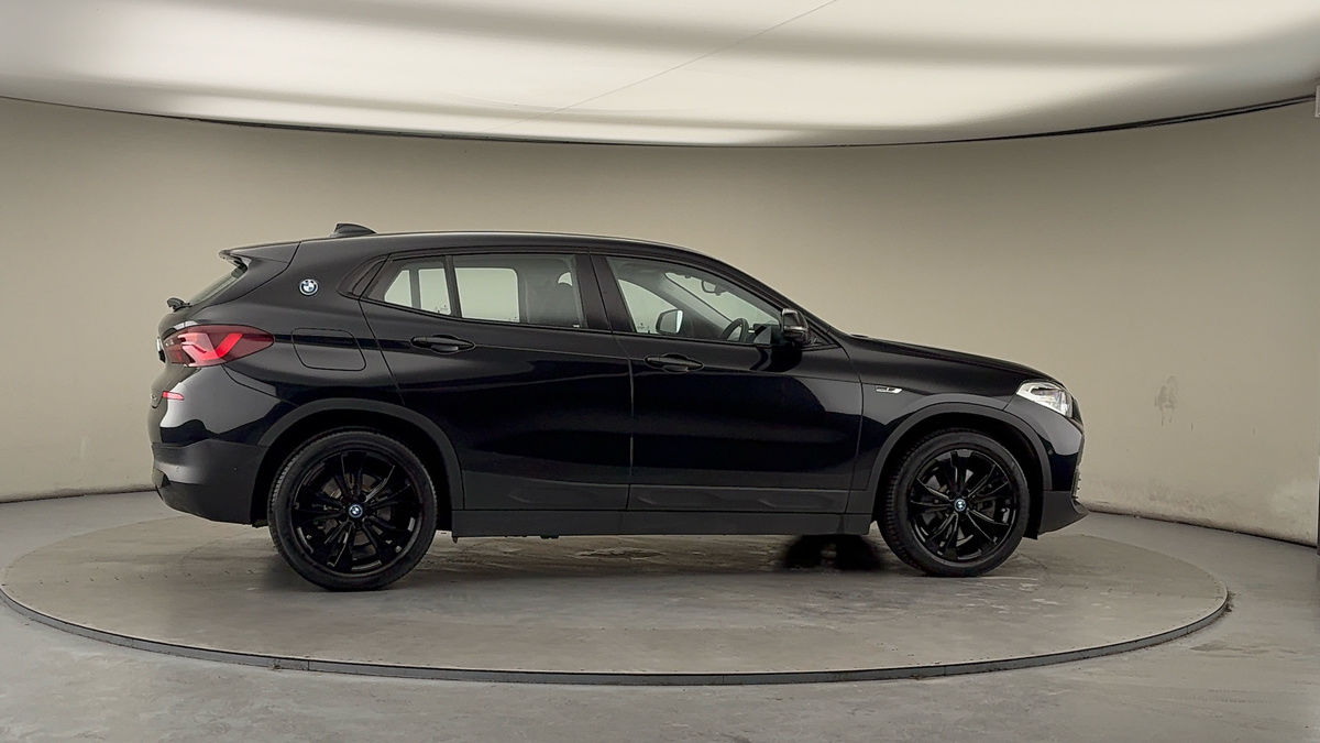 More views of BMW X2