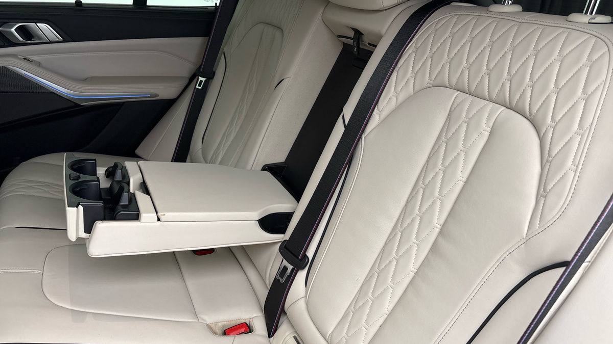 BMW X5 Image 9