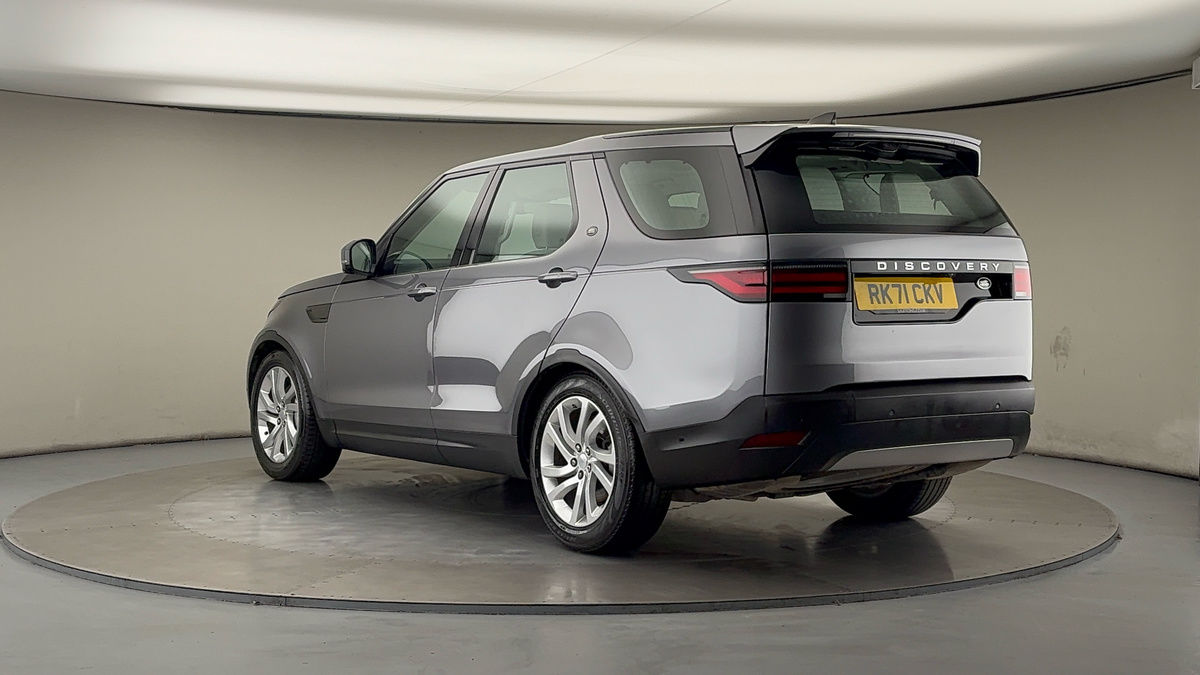 Land Rover Discovery Image 2