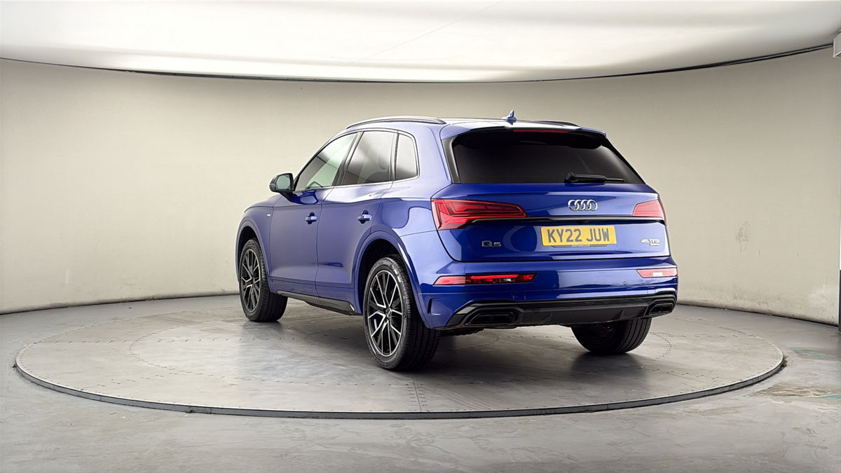 More views of Audi Q5