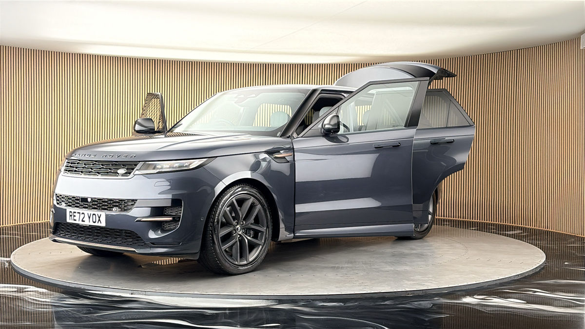 More views of Land Rover Range Rover Sport