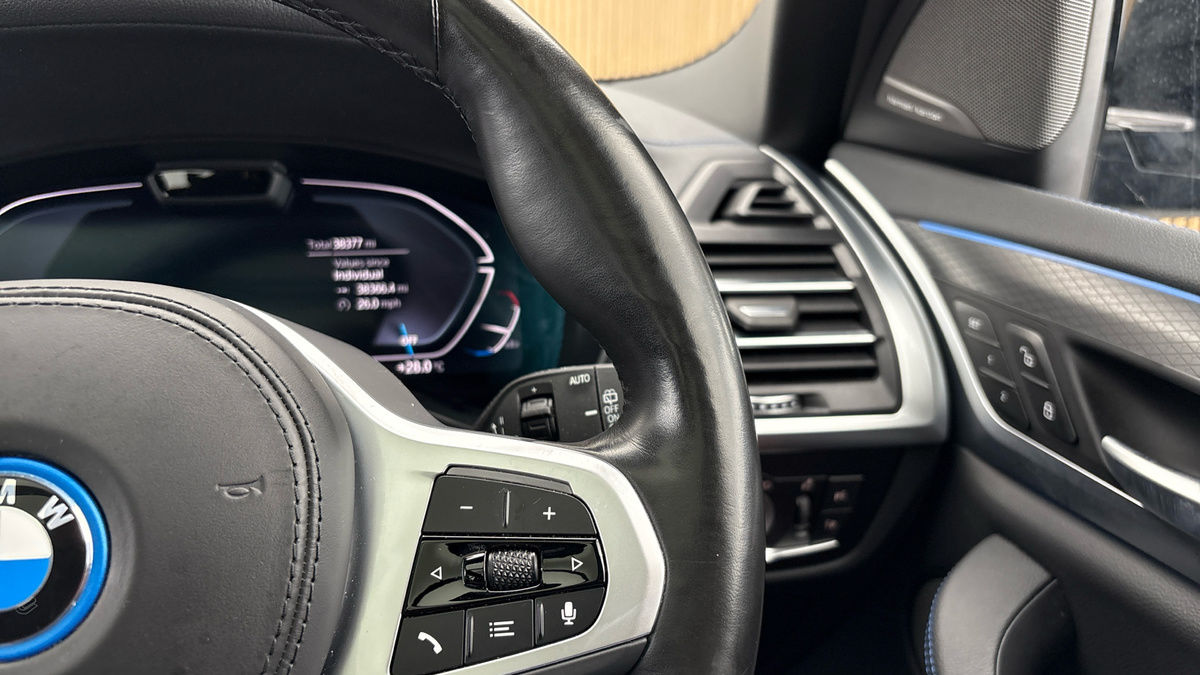 BMW iX3 Image 14