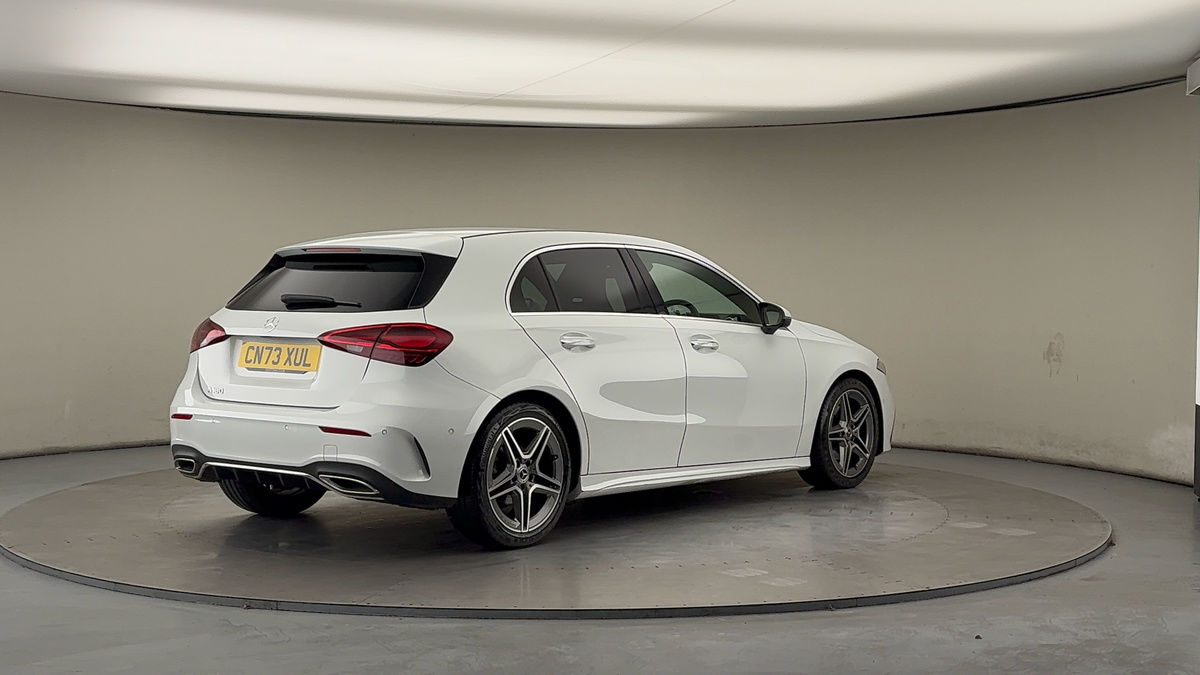 Mercedes-Benz A Class Image 21