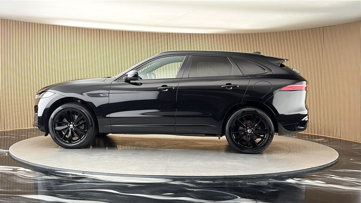 More views of Jaguar F-PACE