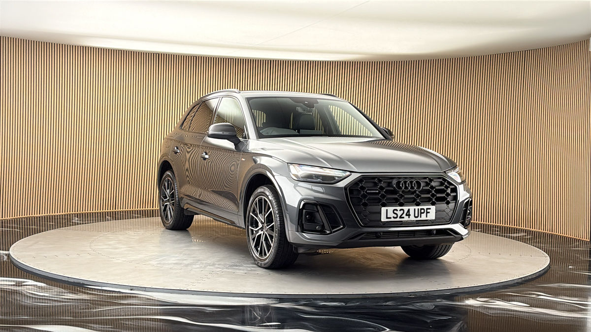 More views of Audi Q5