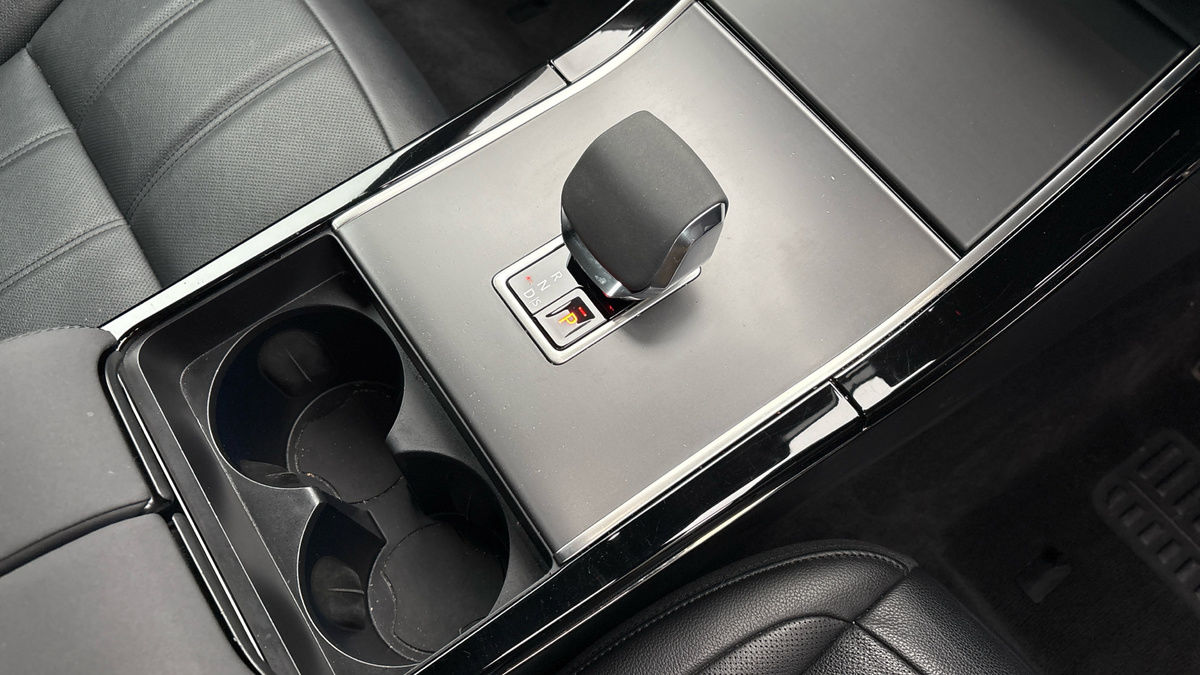 Land Rover Range Rover Evoque Image 6