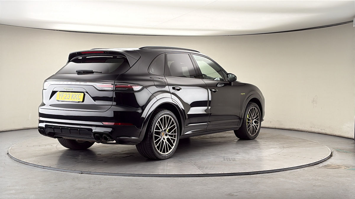 More views of Porsche Cayenne