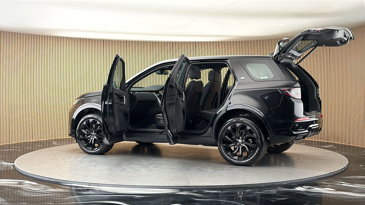 More views of Land Rover Discovery Sport