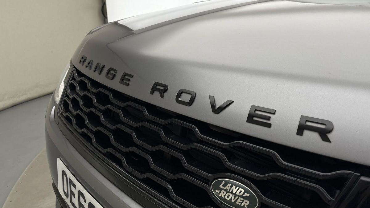 Land Rover Range Rover Sport Image 24