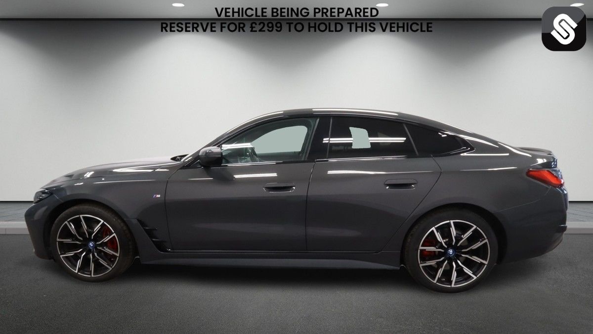 BMW i4 Image 6