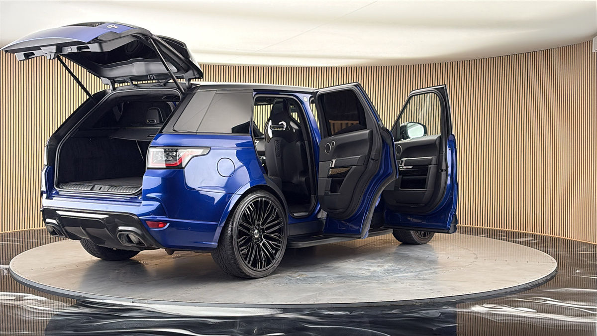 More views of Land Rover Range Rover Sport