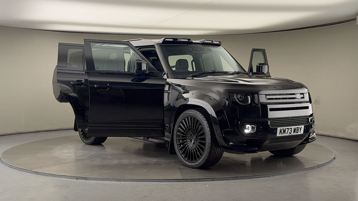 More views of Land Rover Defender 110