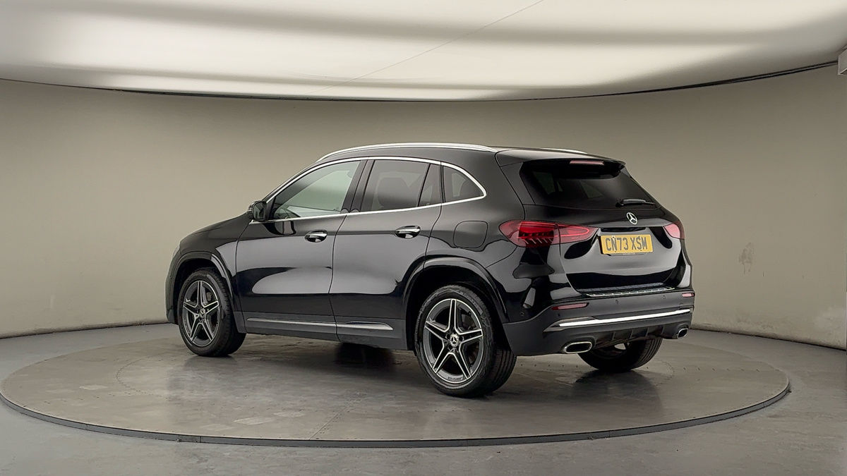 More views of Mercedes-Benz GLA