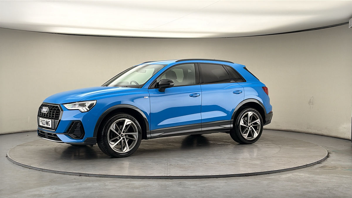 More views of Audi Q3