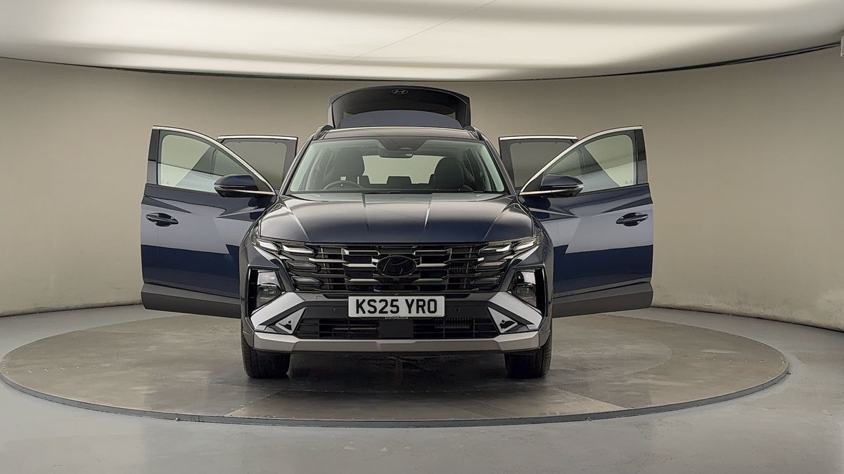More views of Hyundai TUCSON