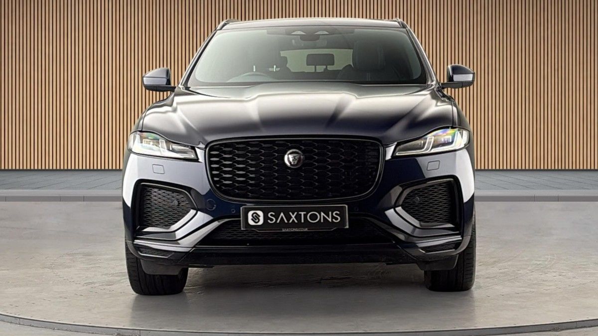 Jaguar F-PACE Image 3