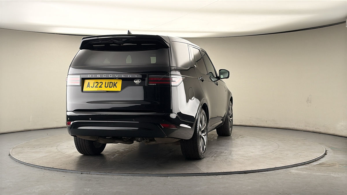 More views of Land Rover Discovery