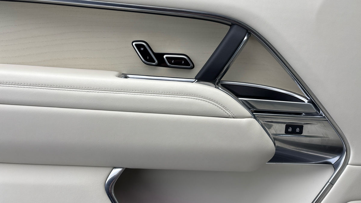 Land Rover Range Rover Image 19