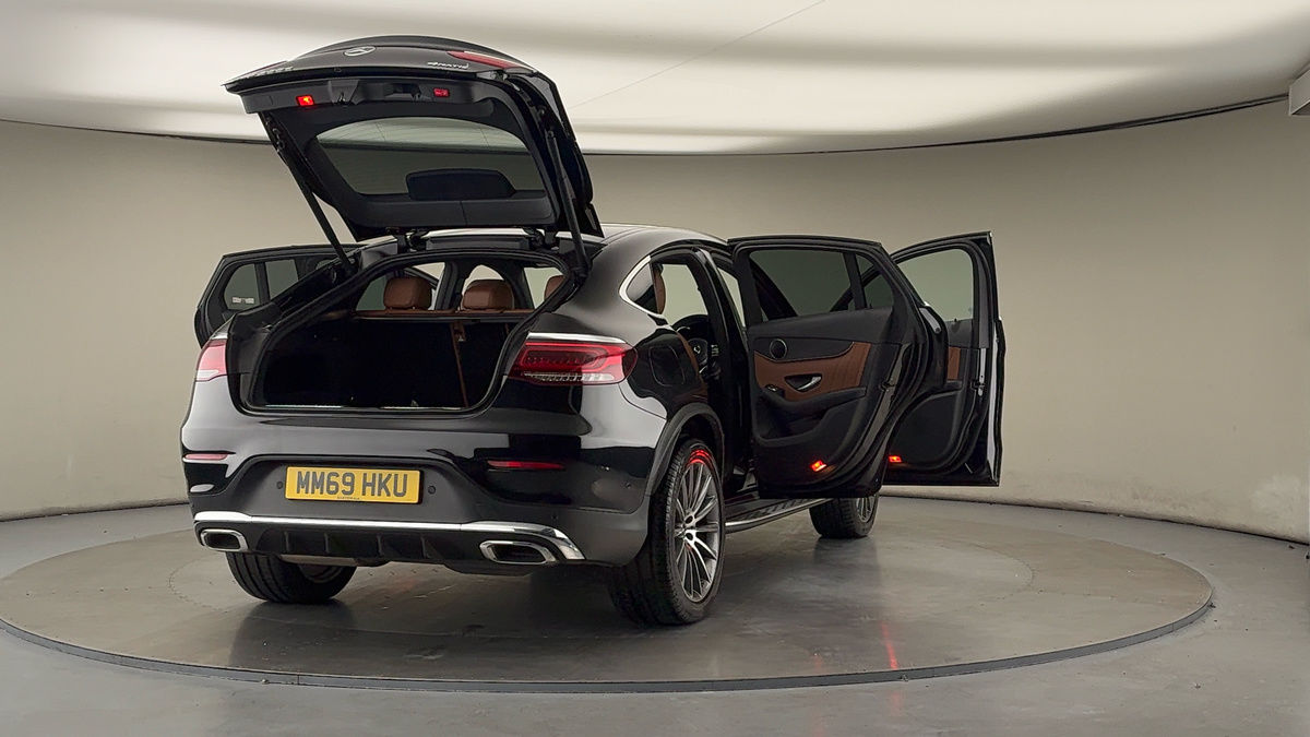 More views of Mercedes-Benz GLC