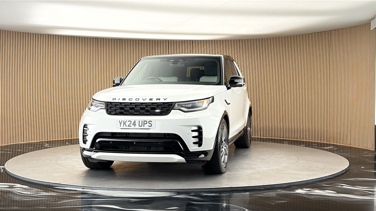 More views of Land Rover Discovery