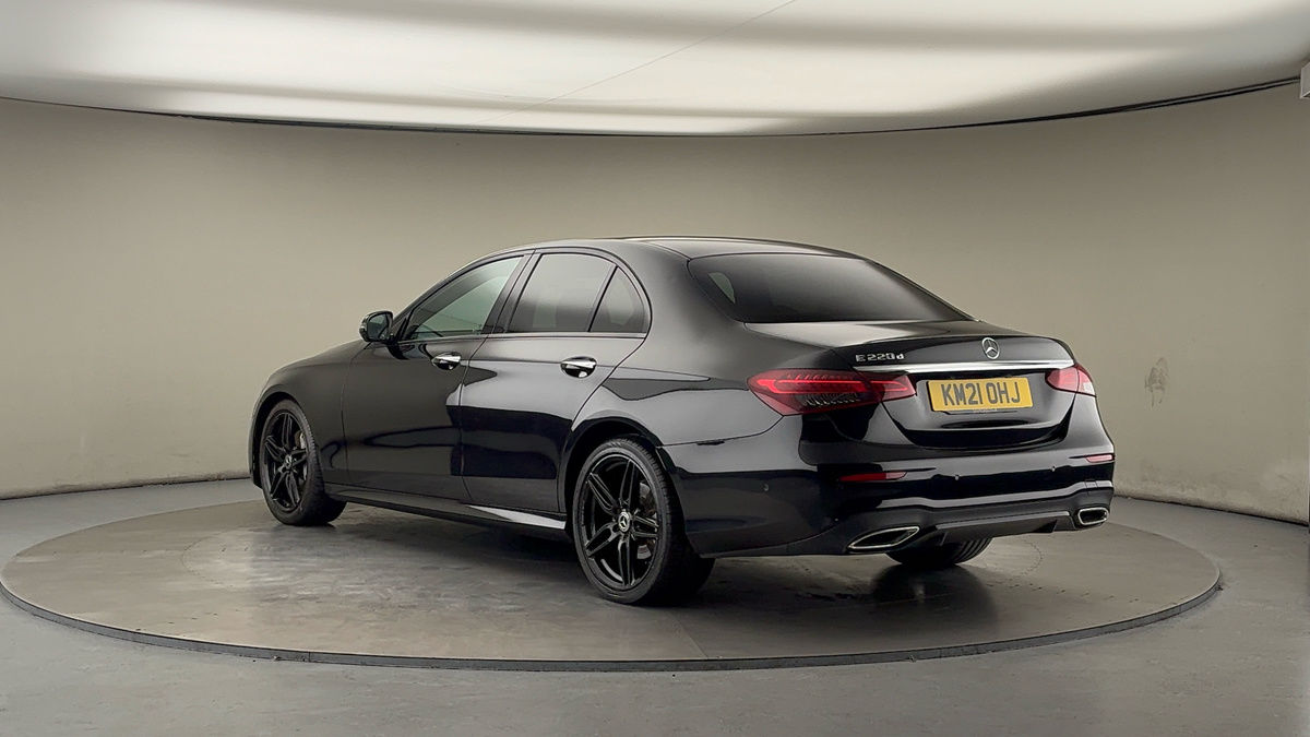 Mercedes-Benz E Class Image 2