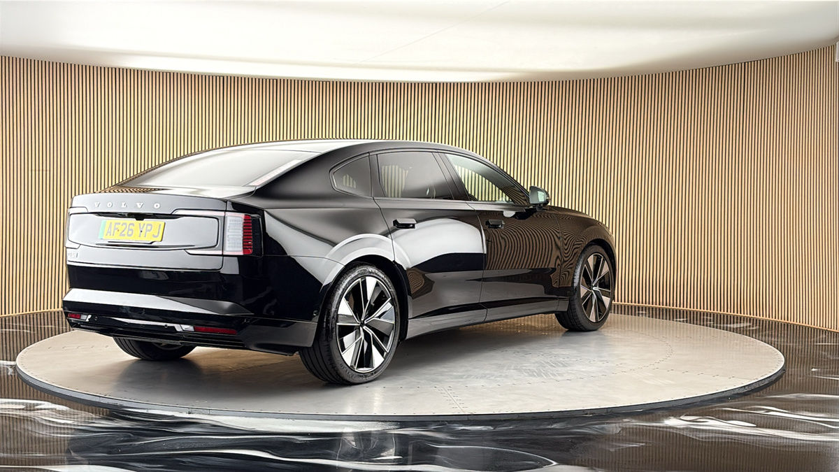 More views of Volvo ES90