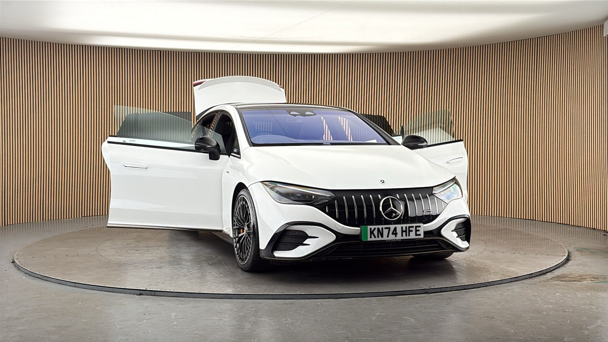 More views of Mercedes-Benz EQE