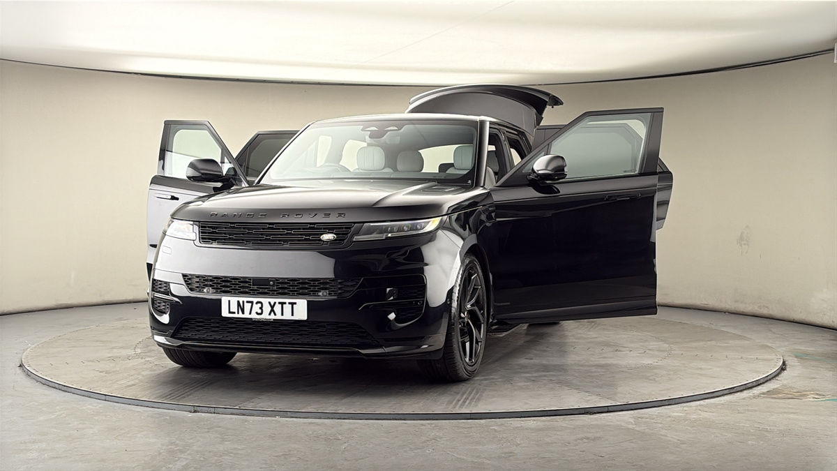 More views of Land Rover Range Rover Sport