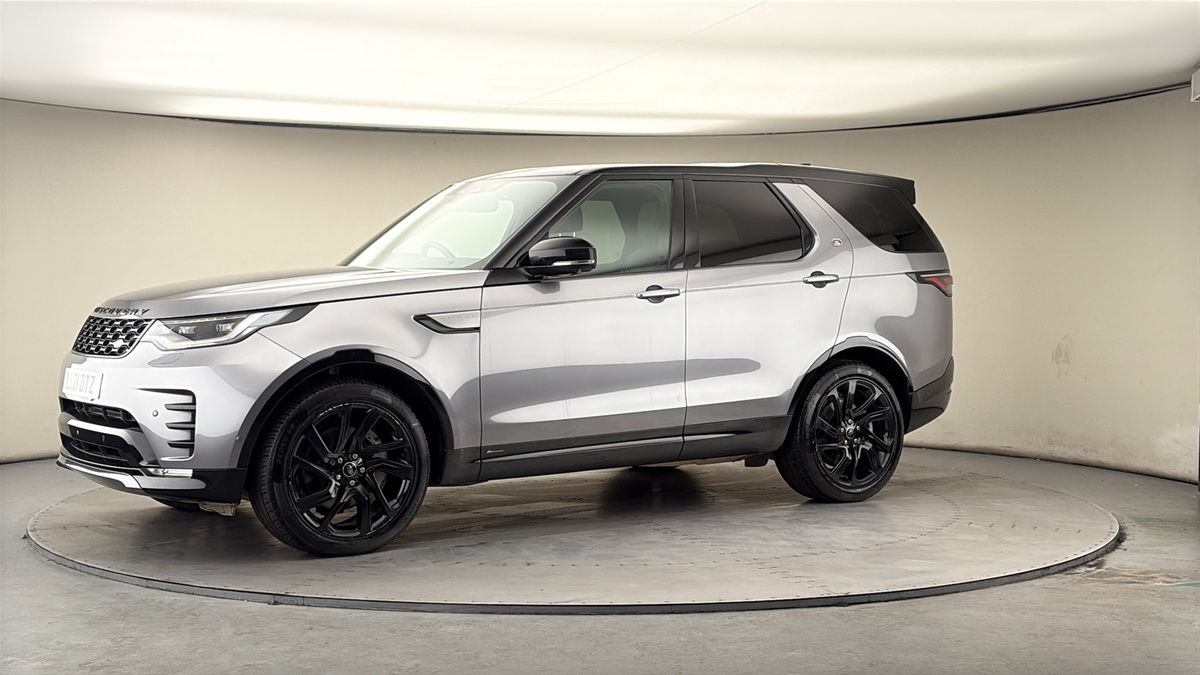 More views of Land Rover Discovery