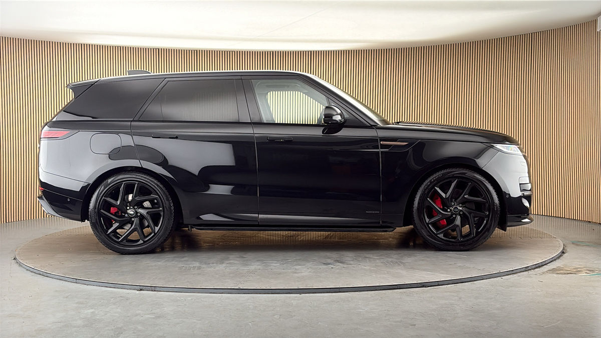 Land Rover Range Rover Sport Image 16